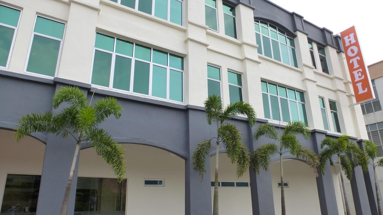 Hotel Uptown Subang Airport Shah Alam Zewnętrze zdjęcie
